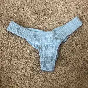 Peri scrunch Montce bikini